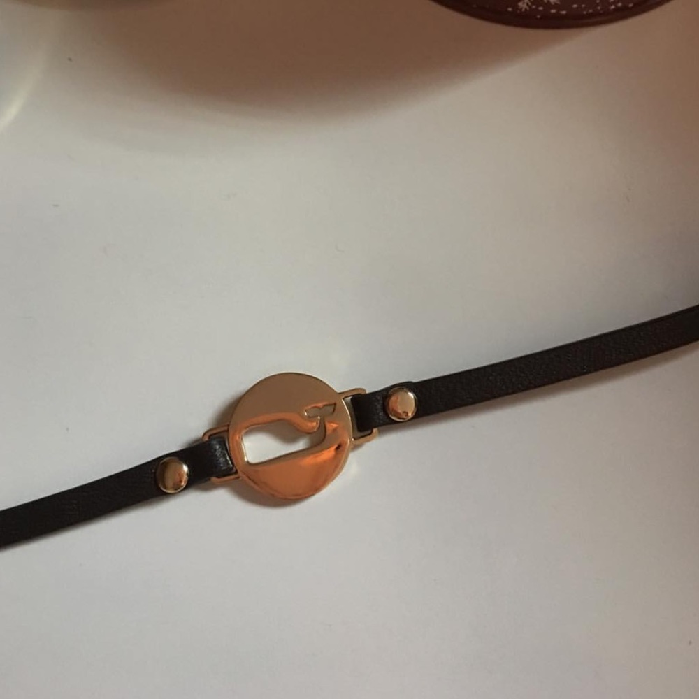 vineyard vines gold anklet